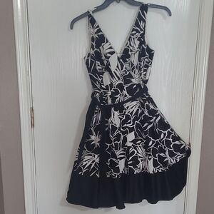 Nine West Black and White Floral Mini Dress